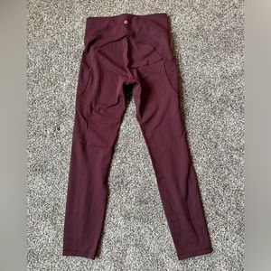 Lululemon leggings with side pockets